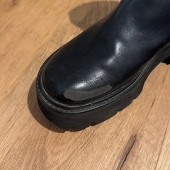 CHARLES&KEITH ブーツの画像