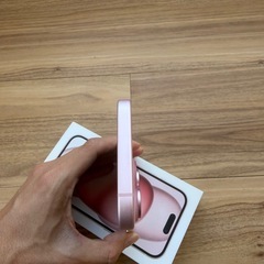 【超美品】iPhone15 ピンク 128GB SIMフリー バッテリー87%の画像