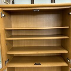 ★リユースのサカイ高崎店★TJ13124 綾乃製作所 食器棚 ライトブラウン H195×D43.5×W80 クリーニング済みの画像