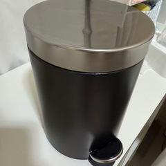 IKEAごみ箱の画像