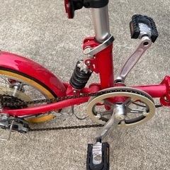 決まりました　折りたたみ自転車　(タイヤ修理必要)の画像