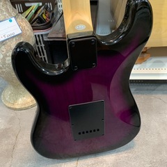 【ジモティー割】SELDER エレキギター パープル　弦一本切れています。（ID1483）の画像