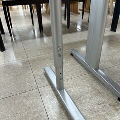 ★リユースのサカイ高崎店★TJ13131  テーブル ブラウン H75.5×D60×W120 クリーニング済みの画像