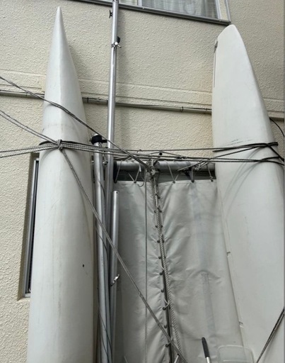 カタマランヨット船体10ftと2ストの船外機