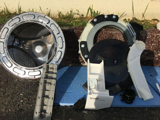 洗濯機の分解クリーニング行っています！配送設置込み　2022年製　シャープ7.0Kドラム式洗濯乾燥機　分解クリーニング済み