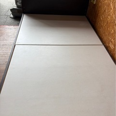 J2211   セミダブルベッド　フレームのみ　使用感あり　の画像