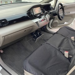 ホンダ　エディックス　1.7　X　1700㏄　6人乗りの画像