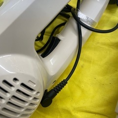 【中古】¥3,000  マキタ掃除機　充電式　スティック式
【IJ140】の画像