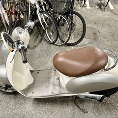 🔥募集中🔥ホンダ  原付 50cc スクーピー‼️オイル交換済み、バッテリー、シート新品‼️ 低燃費の4スト モデル エンジン好調 ‼️の画像