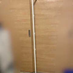 ハンガーラックの画像