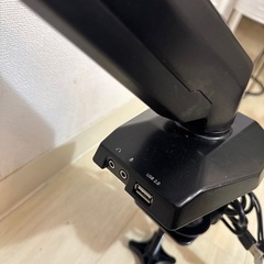 モニターアームの画像
