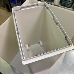30Lゴミ箱の画像