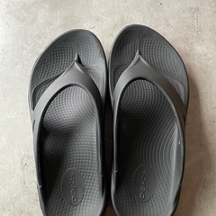 oofos ウーフォス　リカバリーサンダルの画像