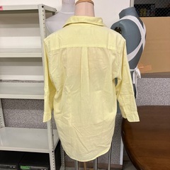 M2510-317 AZUL BY MOUSSY 長袖 シャツ COOLMAX Mサイズ レモンイエロー 使用感有りの画像