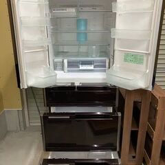 (値引き交渉可)日立冷凍冷蔵庫 R-A5700-1(2011年製)※説明書付きの画像