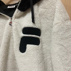 FILA ファー　パーカーの画像