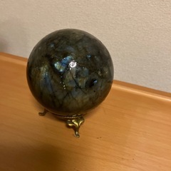ラブラドライト　丸玉 直径7cm 台座付きの画像