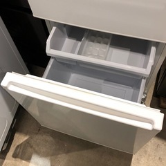 AQUA 168L ノンフロン冷凍冷蔵庫　2022年製　AQR-17Mの画像