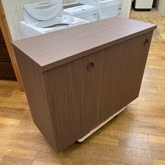 美品✨ 激安家具!! 木製キャビネット サイドボード カップボード 収納棚の画像
