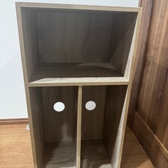木目　収納棚の画像