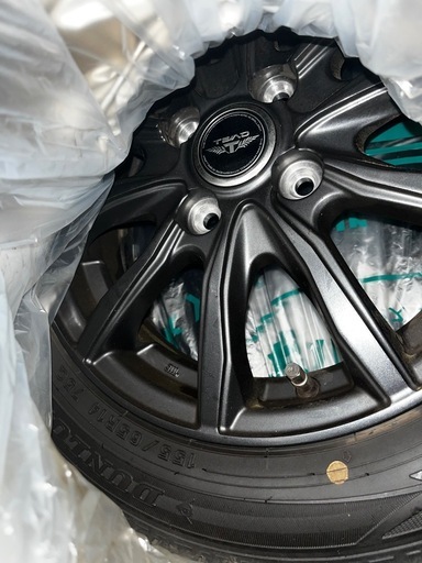 ホイール付きスタッドレスタイヤ　軽自動車