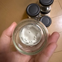 ガラス瓶（ふたつき）の画像