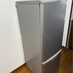 冷蔵庫の画像