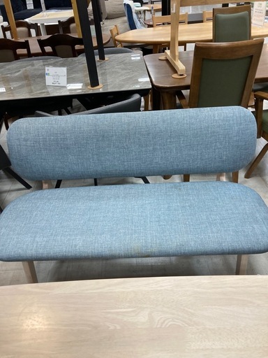 取りに来れる方限定！ニトリのベンチダイニングセットです！