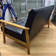 🉐2人掛けソファ🉐美品　おしゃれ　ヴィンテージ　レトロ　レザー　ウッド　レザー調の画像