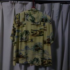 コロナビールアロハシャツの画像