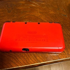 Nintendo 2DS LLモンスターボールエディションの画像