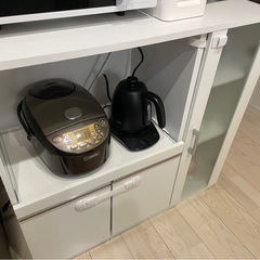 食器棚　の画像
