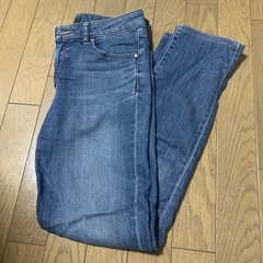 デニムズボン　一本メンズ　他はレディース　合計三本の画像