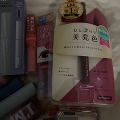 コスメ アイメイクまとめての画像