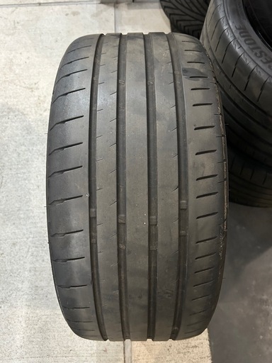 車のパーツ BRIDGESTONE POTENZAS007A 245/40/18