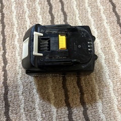 中古マキタ１８vバッテリーの画像
