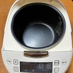 炊飯器
の画像