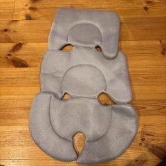 チャイルドシート　パッドの画像