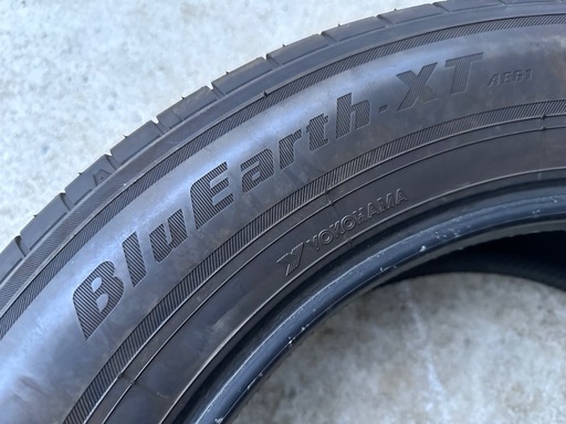 バリ山ヨコハマ　ブルーアース　235/60R18