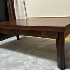 【3000円🔥美品です　木製ローテーブル　収納あり】の画像