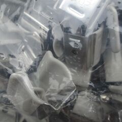 ☆ニシヤマ 166235 フレキ固定金具 20A 100個セット◆外壁配管のフレキの画像