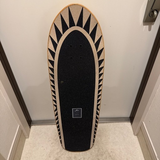 サーフスケートボード