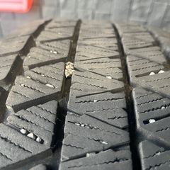 ブリジストンBLIZZAK DM-V3  225/65R17 2020年製 1本パンク修理跡有の画像