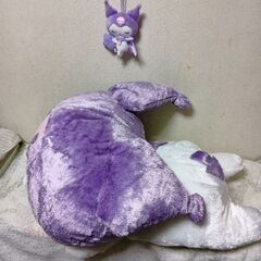 取引決定！クロミちゃん　超特大寝そべりぬいぐるみ（おまけ付き）の画像