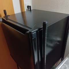 1ドア冷蔵庫　黒　46Lの画像