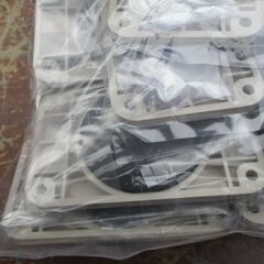 ☆ ニシヤマ 166172 フレキ防水カバー 20A 20個入り◆フレキ管貫通部の防水処理にの画像
