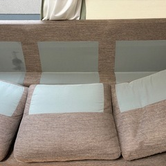 ニトリカウチソファ ３人掛け 傷汚れあり。の画像