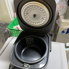 【リユースショップスパークル】No.57　ジャー炊飯器　アイリスオーヤマ　炊飯器　RC-MEA30-B　3合炊き　2023年製　配送可能♪の画像