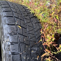 ランクル等　スタッドレス　265/70R16の画像