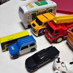 自動車 おもちゃセットの画像
